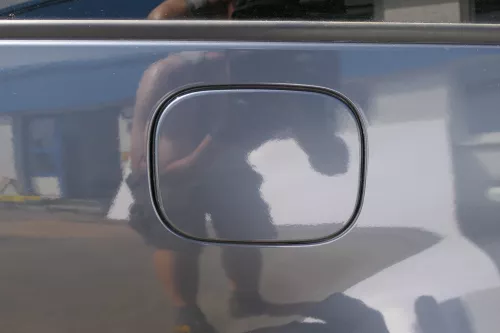 VW Golf 4 Variant Kombi Tankdeckel Deckel Tank Tankverschluß grau LC7V