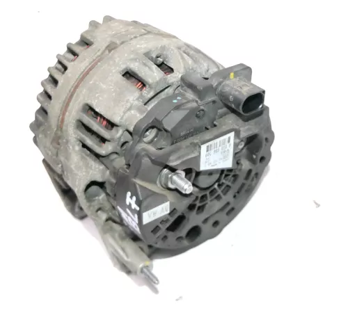 VW Golf 5 V Touran Lichtmaschine Generator 03C903023B / D 110A 1,6 FSI 85kw (129084)