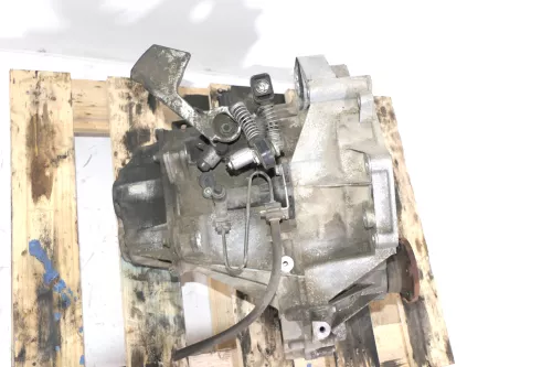 VW Touran Golf 5 A3 8P Getriebe JHZ HEU 1,6 FSI 6 Gang Schaltgetriebe 164.000km (129141)