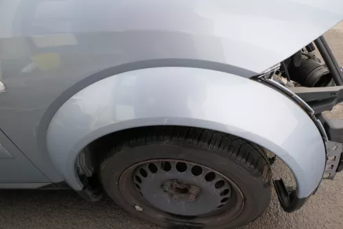 Audi A2 8Z Kotflügel vorne rechts LY7R blau türkis grün kristallblau (129254)