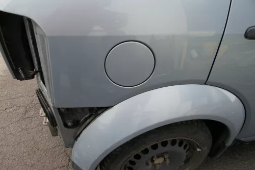 Audi A2 8Z Tankdeckel Klappe Tankklappe Deckel Tank LY7R blau türkis grün krista