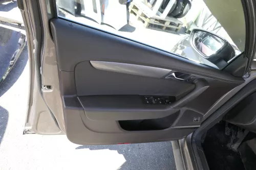 VW Passat 3C B7 Limousine 4x Türverkleidung Verkleidung Tür vorne + hinten braun (129921)