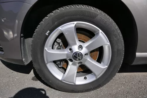 Passat 3C Golf Alufelgen Winterrreifen 205/55 R16 91H KBA 47876 3C1071496C 6-7mm