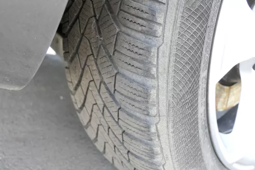 Passat 3C Golf Alufelgen Winterrreifen 205/55 R16 91H KBA 47876 3C1071496C 6-7mm (129938)