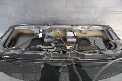 Passat 3BG Kombi Variant Heckklappe Klappe Kofferraumklappe schwarz LC9Z metalli (130016)