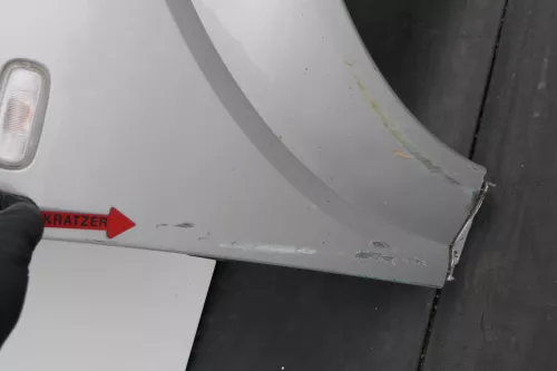 Audi A2 8Z Kotflügel vorne rechts silber LY7W - Kratzer (130083)