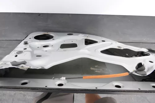 Audi A4 B6 8E nur das Türblatt Tür hinten links silber grau LY7W Kombi Avant (130116)