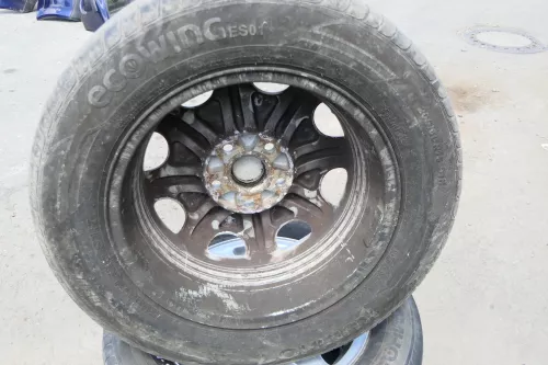 Audi A4 B5 A6 4B Alufelgen 205/60 R15 91H 6jx15H2 ET45 Reifen Felgen 5-6mm Ronal (130405)