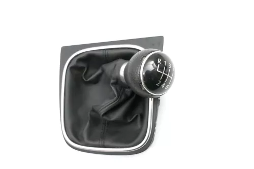 VW Golf 5 Schaltknauf Schaltsack Schaltung Schaltknüppel Leder 6-Gang 1K0711113B