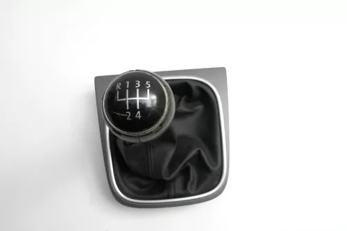 VW Golf 5 Schaltknauf Schaltsack Schaltung Schaltknüppel original 5-Gang 1K07111 (130714)