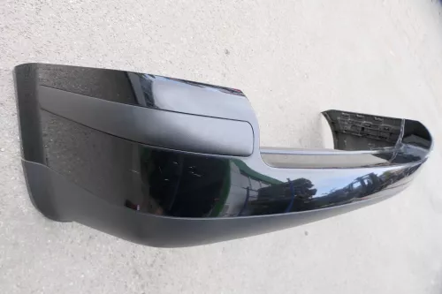 VW Passat 3BG Kombi Stoßstange hinten Heckstoßstange Stoßfäng schwarz L041 (130801)