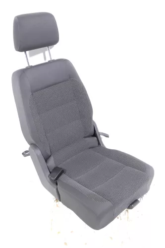 VW Touran Sitz hinten links anthrazit (hinterm Fahrersitz) Rücksitz Isofix (130917)