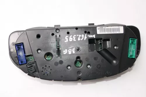 VW Passat 3BG Tacho Tachometer Kombiinstrument 162.000km 3B0920829F Diesel TDI (140235)