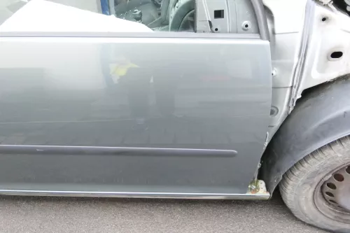 VW Golf 5 V 1K Tür vorn rechts Beifahrertür 4/5-Türer grau blau LA6Q nur TÜRBLAT (140298)