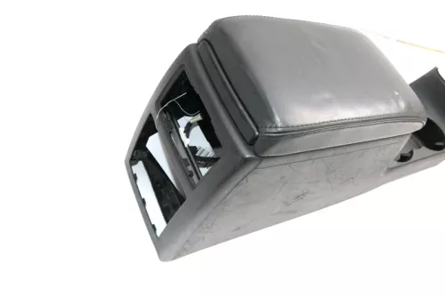 VW Passat 3BG  Mittelarmlehne Armlehne Fach Lehne Mittelkonsole Leder schwarz (140840)
