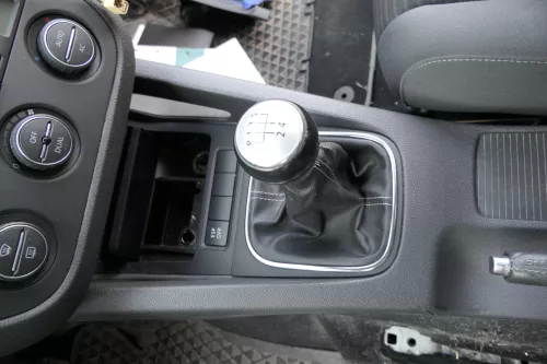 VW Golf 5 Schaltknauf Schaltsack Schaltknüppel Leder 5Gang 1k0711113CF United