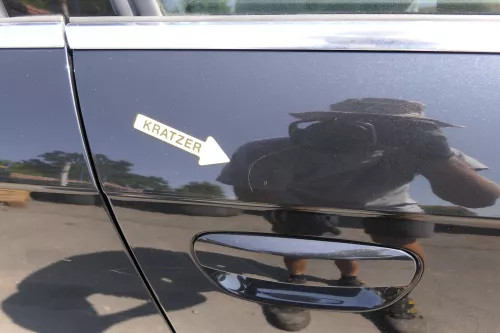 Audi A4 B7 8E Tür vorne rechts schwarz LY9B Kombi+Limo + Rahmen (140927)