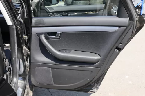 4x Audi A4 8E B7 Türverkleidung Verkleidung Tür vorne und hinten schwarz 4 Stück (140933)