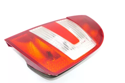 Skoda Fabia 6Y2 Schrägheck Rückleuchte Heckleuchte hinten rechts original Limo