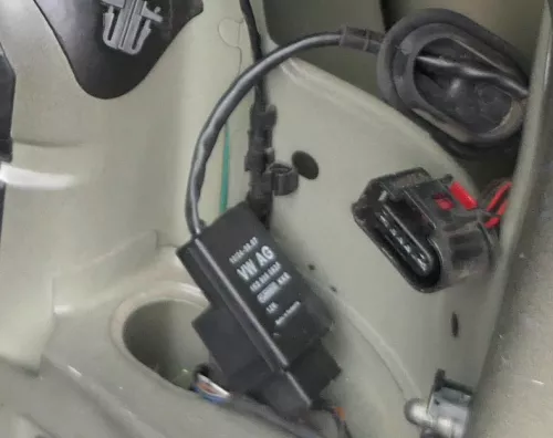 VW Golf 5 Benzinpumpe Steuergerät 1K0906093H Kraftstoffpumpe Benziner FSI (141453)