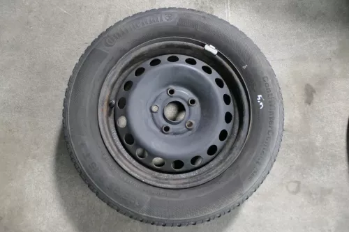 VW Golf 6 Caddy 2K 195/65 R15 91T Winterreifen M+S Felgen Reifen M&S 2x5mm 2x8mm (141766)