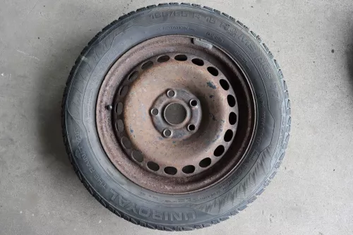 Audi A4 B5 A6 4B Passat 3BG Felgen Reifen Winterreifen M+S 195/65 R15 91T 4-6mm (141791)