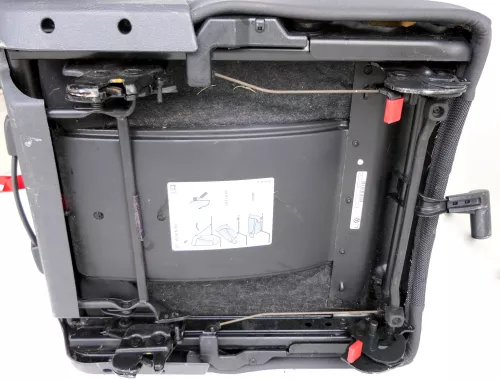 VW Touran Sitz hinten links (hintern Fahrersitz) Rücksitz Isofix (141812)