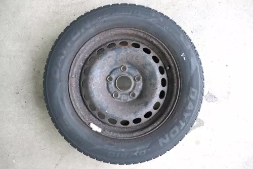 Audi A4 B5 A6 4B Passat 3BG Felgen Reifen Winterreifen M+S 195/65 R15 91T 6-8mm (142009)