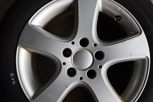 Audi A4 8K B8 Alufelgen Felgen Reifen 205/55 R16 91T M&S Winterreifen Borbet (142063)