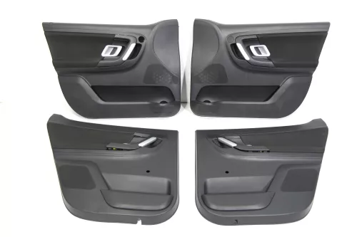 4 x Skoda Fabia 5J Stufenheck Türverkleidung Verkleidung Tür vorne +hinten links