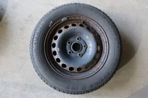 4x Skoda Octavia 1Z 195/65 R15 91T Winterreifen M+S Felgen Reifen M&S ca. 5-6mm (142222)