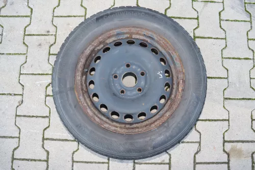 VW Golf 6 Touran 1T 195/65 R15 91T Winterreifen M+S Felgen Reifen M&S ca.3-6mm (142232)