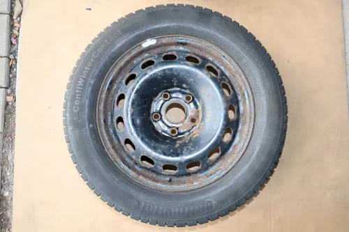 2x VW Sharan 7M Alhambra Winterreifen M&S Reifen Felgen 205/60R16 96H 6-7mm (142423)