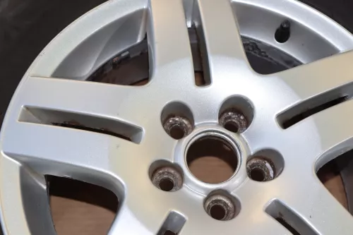 VW Golf 4 Bora Beetle Alufelgen Felgen 195/65 R15 Sommerreifen 1J0601025Q 2-4mm (142580)