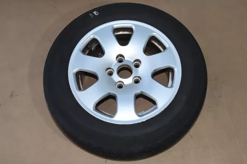 Audi A4 8E A6 4B Alufelgen Felgen 195/65 R15 91V 8E0601025 Sommerreifen 0-3mm (144435)