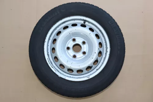 VW Golf Touran Sommerreifen Reifen Felgen 195/65 R15 91H Caddy    4-8mm (144444)