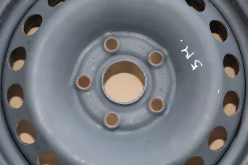 VW Golf 5 6 Touran Sommerreifen Reifen Felgen 195/65 R15 91H Caddy    3-5mm (144445)