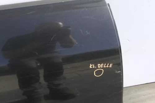 Audi A4 B5 Tür Türblatt hinten rechts schwarz LZ9U Kombi Limo (144554)