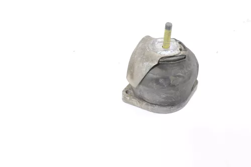 Audi A8 4D Motorlager Motorhalter Lager Halter 4D0399151B Stütze Getriebe (144844)