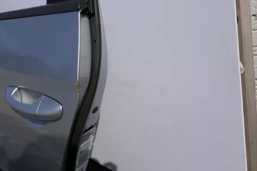 VW Passat 3C Kombi Variant Tür hinten links silber LA7W -OHNE Anbauteile (145087)