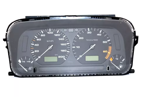 VW Polo Classic Kom Tacho Tachometer Kombiinstrument 205.000km 6K9919033AH  AEE