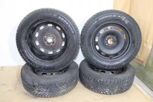 4x VW Golf 4 Bora A3 195/65 R15 91H Winterreifen M+S Reifen Felgen ET38 4-7mm