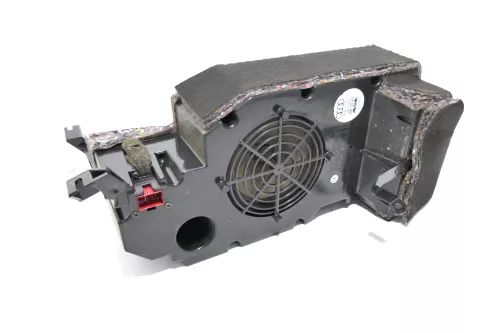 Audi A6 4B Avant Kombi Subwoofer 4B9035382 Lautsprecher Bassbox ASK