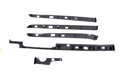 4x Audi A4 8E B6 Dekor Leisten Türverkleidung Verkleidung Tür vorne +hinten soul (145875)