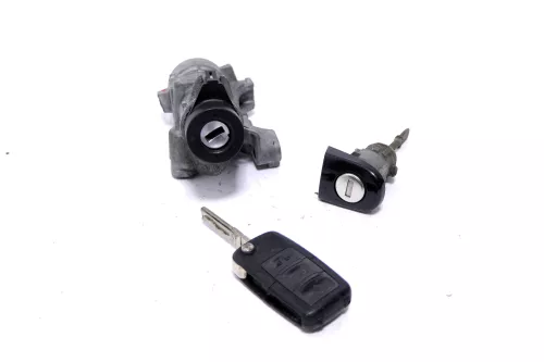 VW Passat 3BG 3B Schloßsystem 1x Türschloß links 1x Schlüssel Schloß Zündschloß