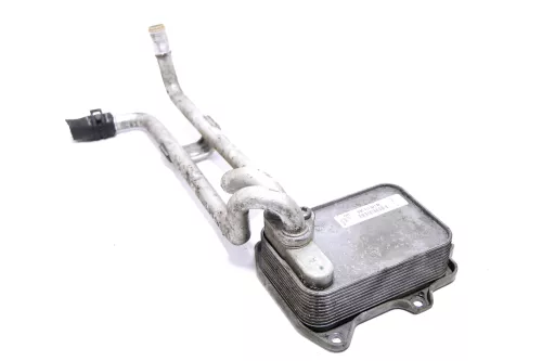 VW Audi Ölkühler Halter Ölfilterflansch 03C117021M Rohr Leitung CDGA Kühler Öl (145997)