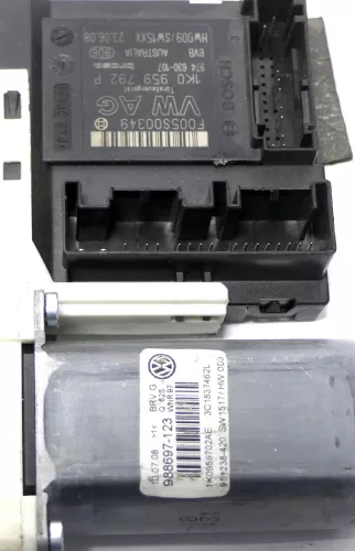 VW Passat 3C elektrischer Fensterheber Motor vorne rechts 1K0959792P 1K0959702AE (146083)