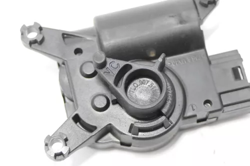 VW T5 Stellmotor für Seite Heizung Umluft 7L0907511AD (146911)