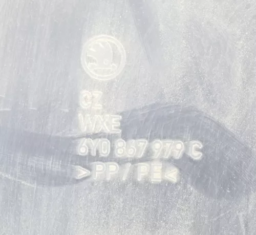 Skoda Fabia 6Y Abdeckung Verkleidung Kofferraum hinten Heckklappe Kratzer (147438)