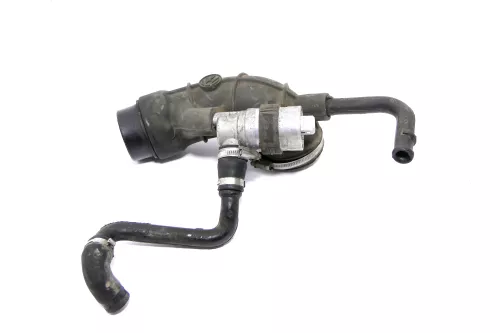 Polo Golf Ansaugschlauch Schlauch Ansaugrohr Rohr Luft Steeurventil Leerlauf